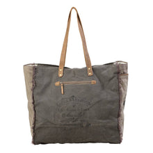 Load image into Gallery viewer, Myra Green Floral Print Weekender Bag