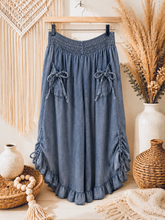 Load image into Gallery viewer, Denim Dreams High-Rise Crop Pants
