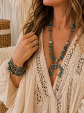 Load image into Gallery viewer, Silver Spur Turquoise Necklace