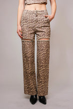 Load image into Gallery viewer, Leopard Print Rhinestone Cutout Jeans
