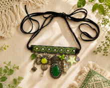 Load image into Gallery viewer, Emerald Gypsy Charm Choker Necklace
