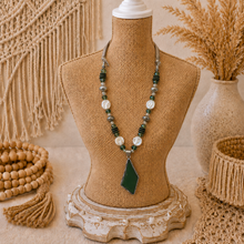 Load image into Gallery viewer, Verde Sky Green Glass &amp; Mother of Pearl Necklace
