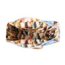 Load image into Gallery viewer, Myra Garden Weekender Bag
