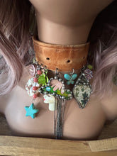 Load image into Gallery viewer, She’s a Lady Collar Necklace
