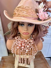 Load image into Gallery viewer, Head Turner Statement Mix Pearl Layer Necklace Set: Pink
